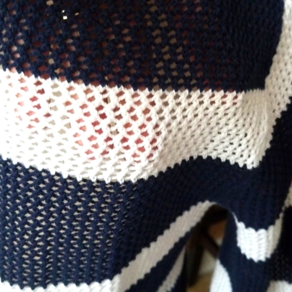 Old Navy lightweight sweater - Picture 6 of 6